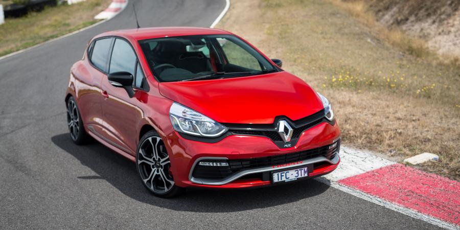  Renault Clio R.S. 220 Trophy 2016 года  (AU) (фото 9 из 30)